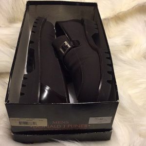 Donald J. Pliner Men’s footwear